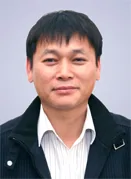KGB 수원영통점 점장 김진희(문종학)